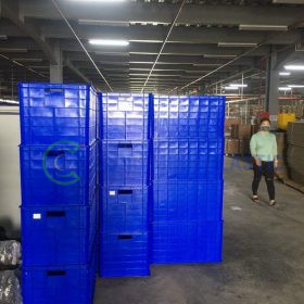 Thùng nhựa đặc 5BX