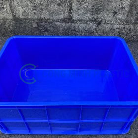 Thùng nhựa đặc HS017