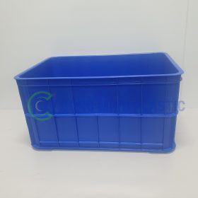 Thùng nhựa đặc HS019