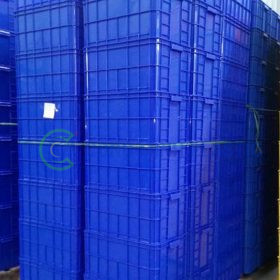 Thùng nhựa đặc HS019