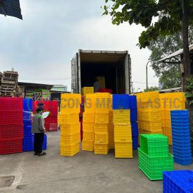 Thùng nhựa rỗng HS004