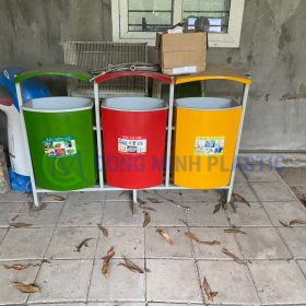 Thùng Rác Nhựa Composite Treo 3 Ngăn