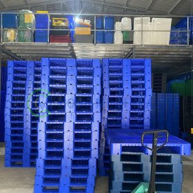 Pallet nhựa CM1311-150