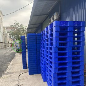 Pallet Nhựa 6 Lõi Thép