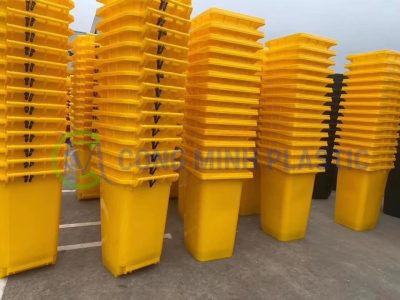 thùng rác công cộng
