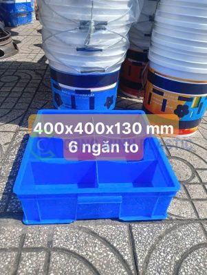 Khay Nhựa Chia Ngăn 08