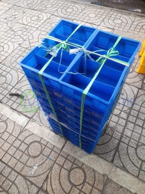 Khay Nhựa Chia Ngăn 04