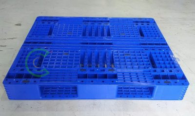 Pallet Nhựa Chân Giằng 1300x1100x150mm